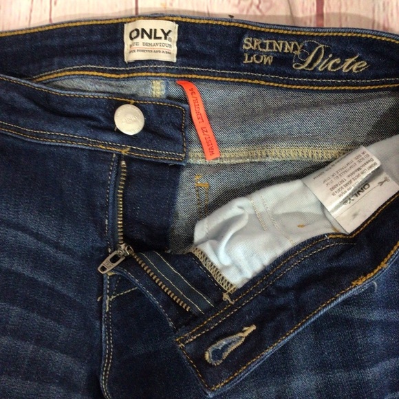 ONLY Blue Behavior Skinny Low Rise Blue Denim Jeans - Size 27W x 34L - Picture 6 of 10